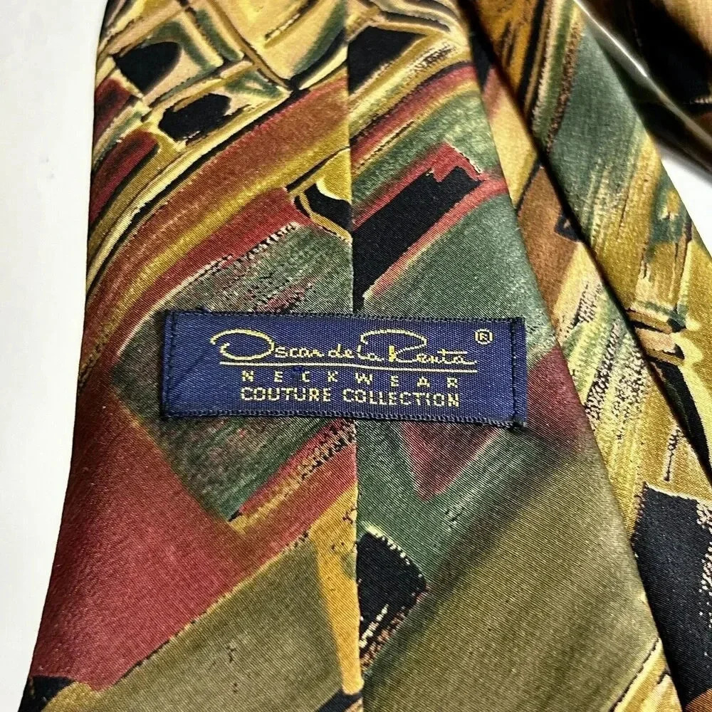 Oscar de la Renta neckwear abstract black red‎ 100% silk tie necktie made in USA